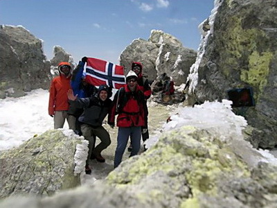 Climbing Tour Damavand Iran, Mt Damavand Peak, Norwegian Team 2011